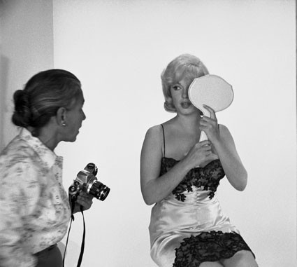 Marilyn Monroe während der Dreharbeiten an 'The Misfits', 1960. © Eve Arnold / Magnum Photos